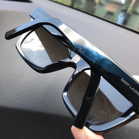 Saint Laurent Bold 1 - Picture 3 of 8